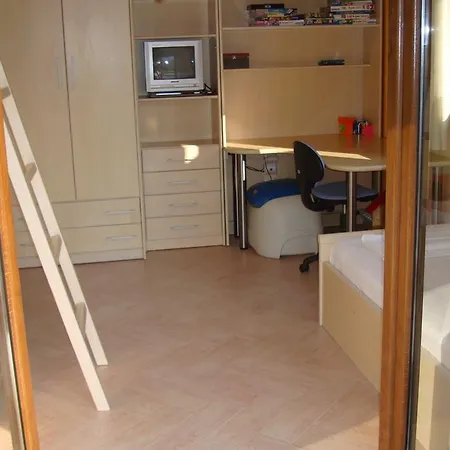 Elva Holiday home